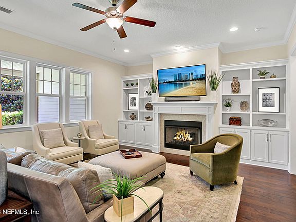 5th image of 2660 FAIRWAY FARMS Court