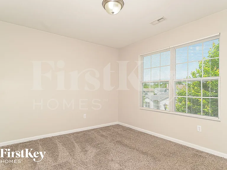 5454 Misty Crossing Ct — Photo 14