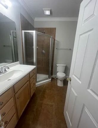 5th image of 209 3rd Ave