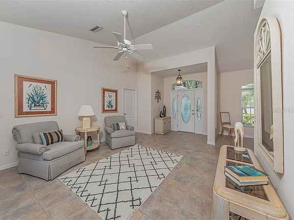 3rd image of 5053 Seagrass Dr
