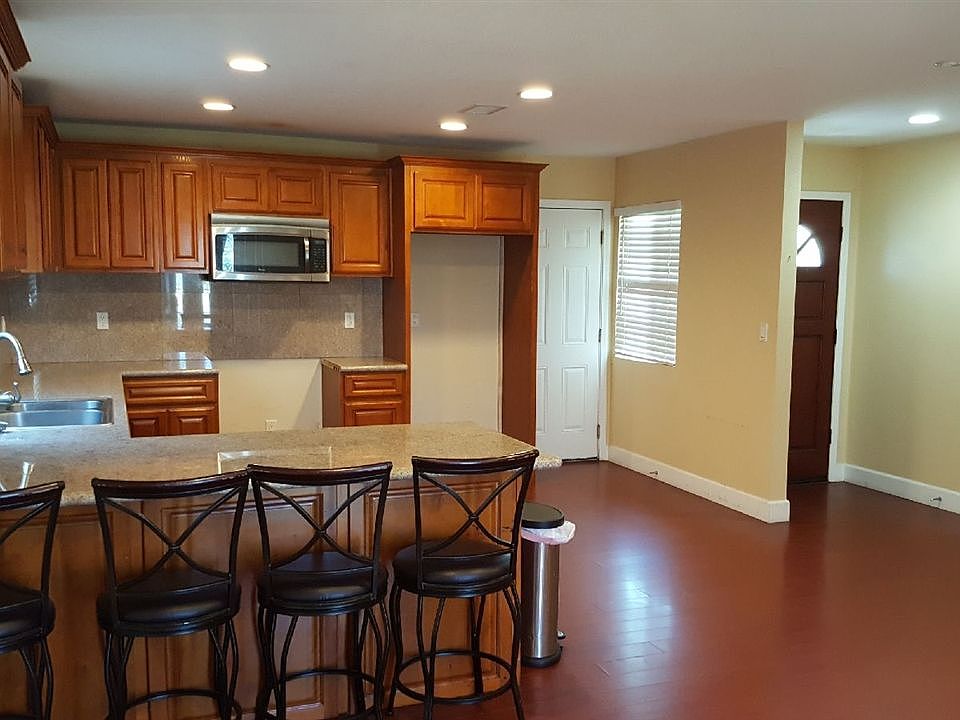 1st image of 7764 Goldcrest Ln