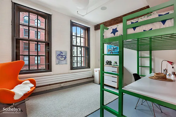 Sold by Sotheby's International Realty | media 36