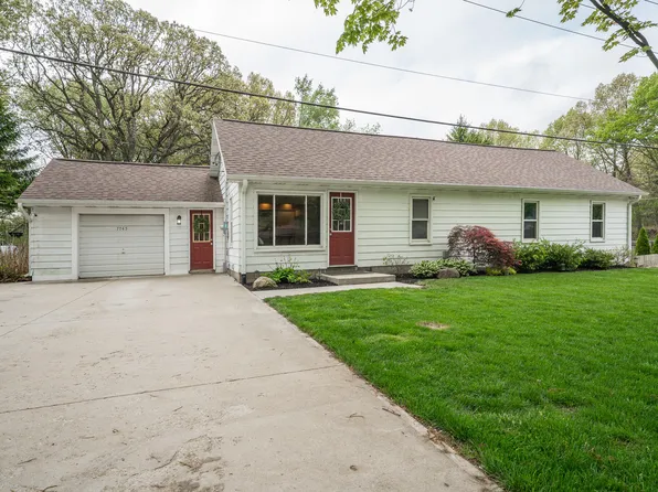 7745 W Q Ave, Kalamazoo, MI 49009