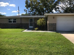 2141 Lyra Dr, Holiday, FL 34690