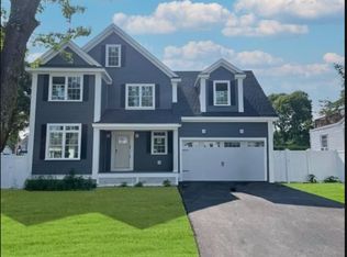 11 Montvale Rd, Woburn, MA 01801