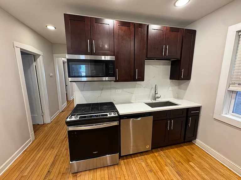 1444 Maple Ave #1A — Photo 13