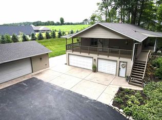 785 Brookwood Cir, Oneida, WI 54155