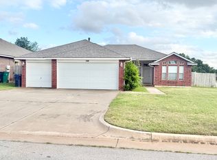 544 NW 174th St, Edmond, OK 73012