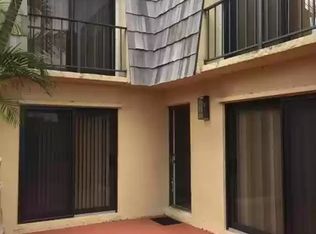 2391 Waterside Dr #22-D, Lake Worth, FL 33461