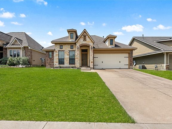 2nd image of 2702 Rivers End Dr