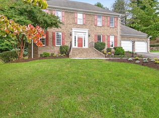 4643 Shrewsbury Ct, Roanoke, VA 24018