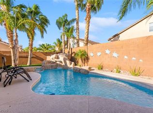 496 Grassrange Ln, Henderson, NV 89052