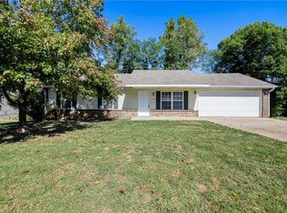 700 W Bailey Ave, Springdale, AR 72764