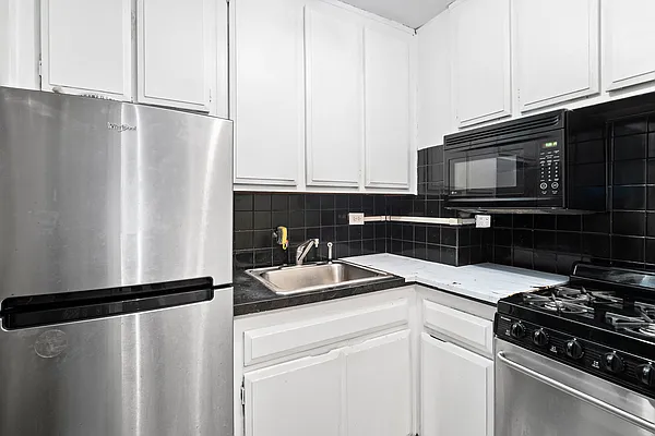 Rented by Alta Real Estate | media 3