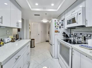 6463 La Costa Dr APT 401, Boca Raton, FL 33433