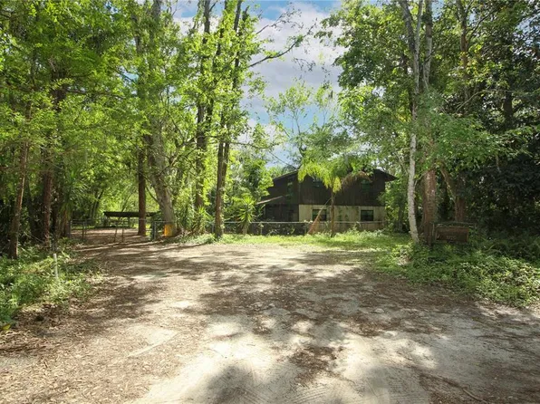 1725 Old 100 Rd, Geneva, FL 32732