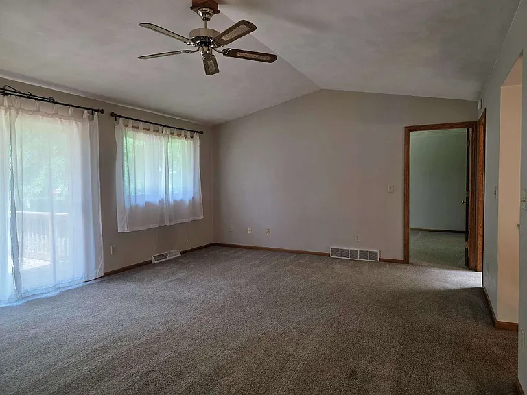 3409 N Meade St — Photo 12