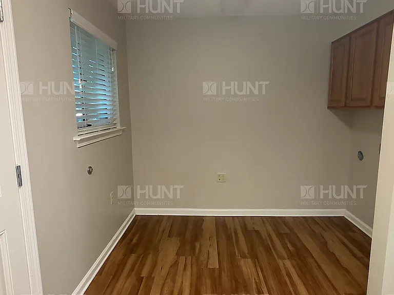 6080 Polaris Dr — Photo 11