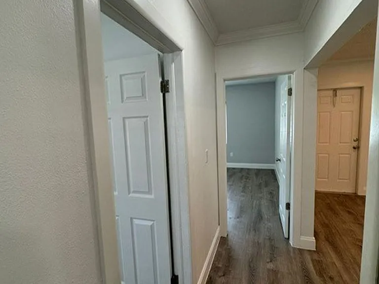 1737 Liberty St — Photo 14