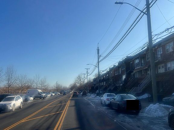 5th image of 1136 Bergen Ave
