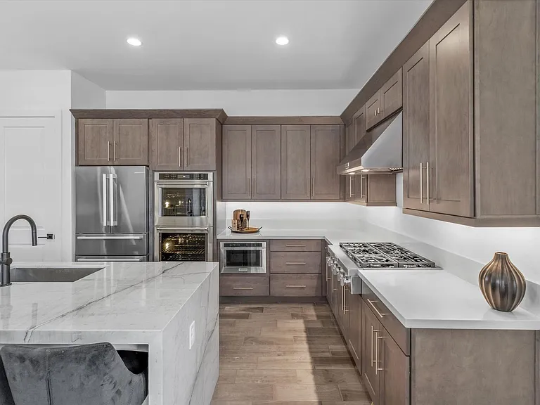 17254 W Vacaville St — Photo 29