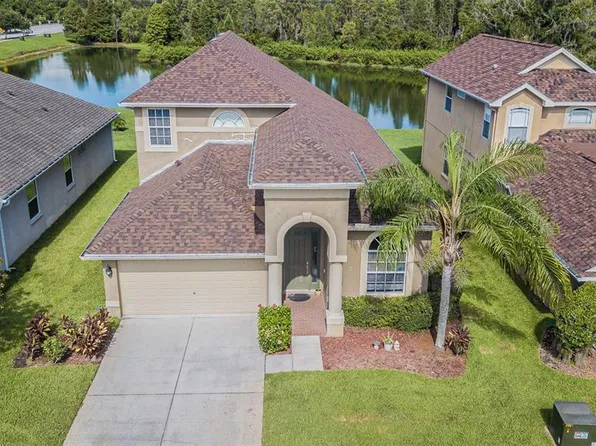 4403 Yans Ct, Zephyrhills, FL 33543