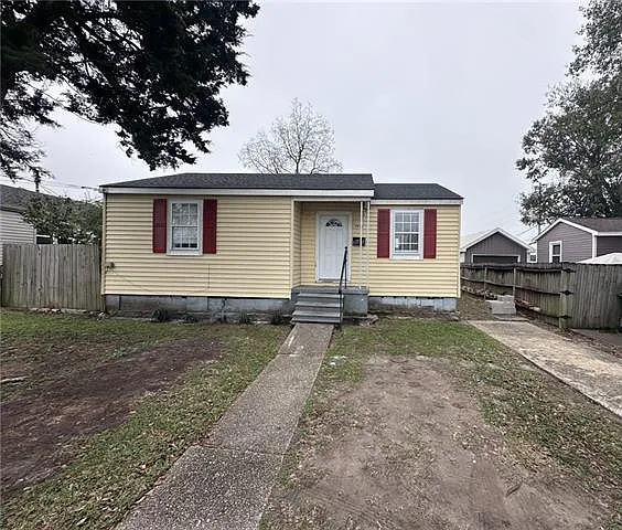 7912 Richard St — Photo 1