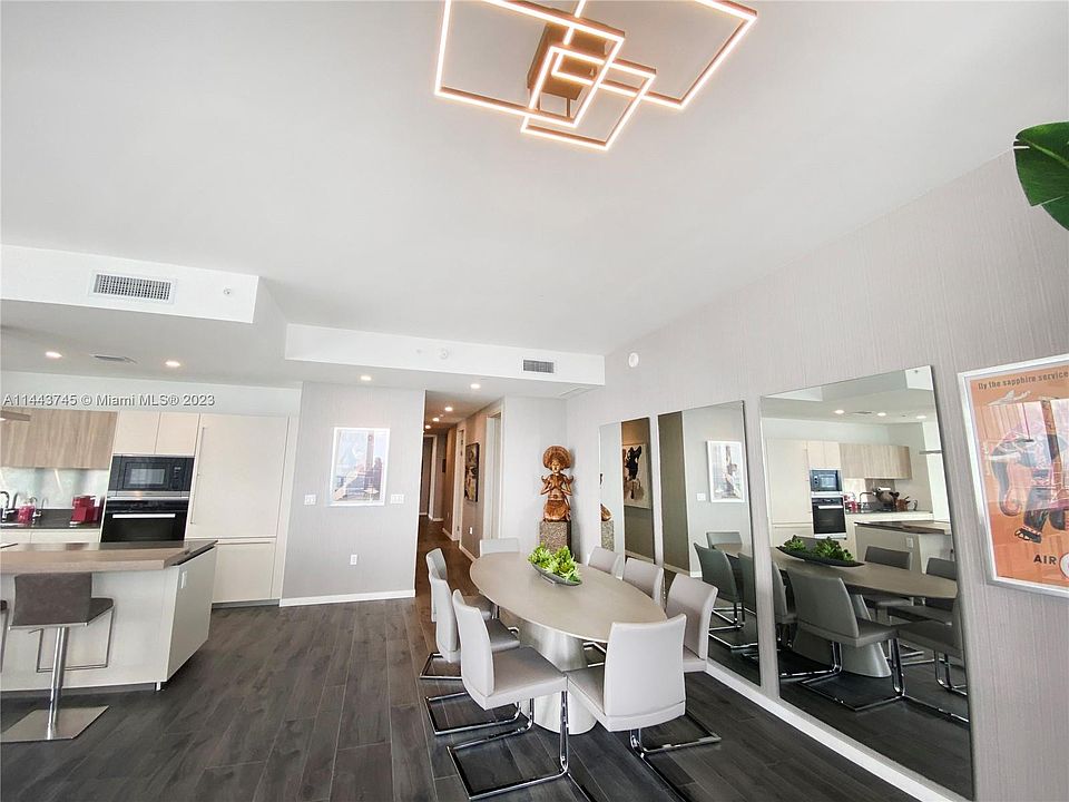 1st image of 1000 Brickell Plz #Penthouse 5302
