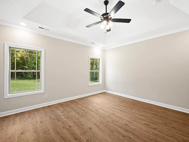 1749 Powell Rd — Photo 21