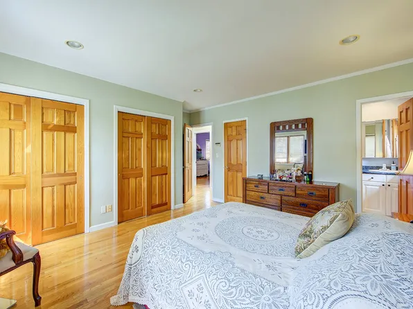 160-32 11th Avenue image 30 of 40