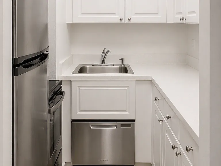 40 Park Ave #7G — Photo 6