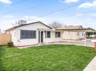 355 Magnolia Ave, Lemoore, CA 93245