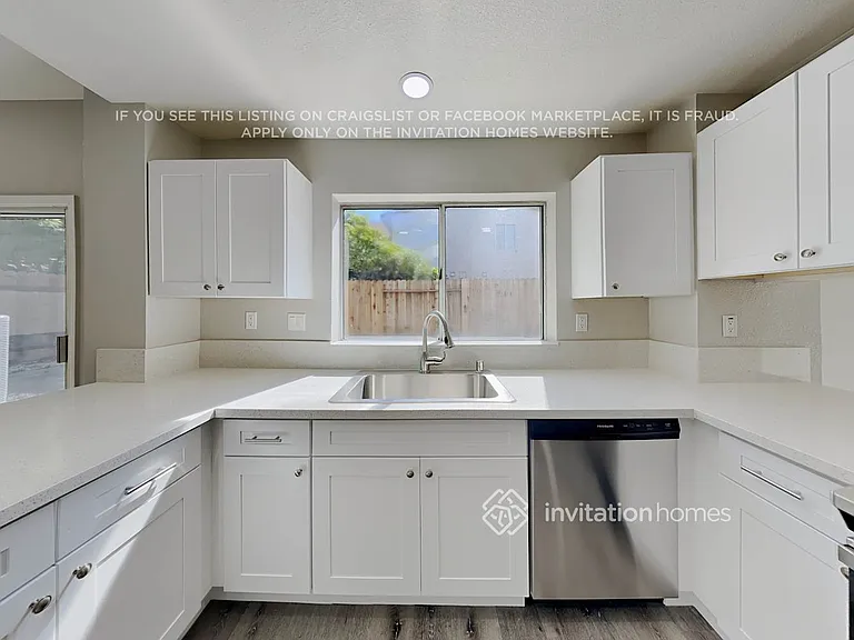 8532 Brisenbourg Way — Photo 10
