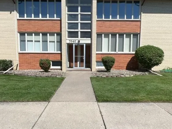 7646 Hohman Ave APT 8, Munster, IN 46321