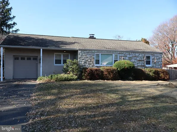 16 N Eastview Ave, Feasterville Trevose, PA 19053