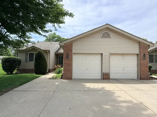 24381 Juliet Dr, Center Line, MI