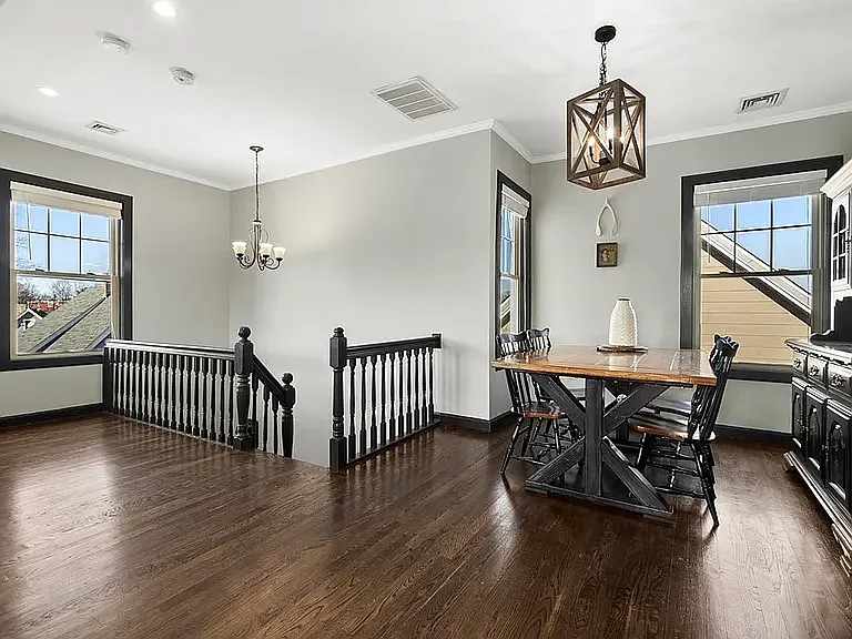 17 Tolman St #3 — Photo 4
