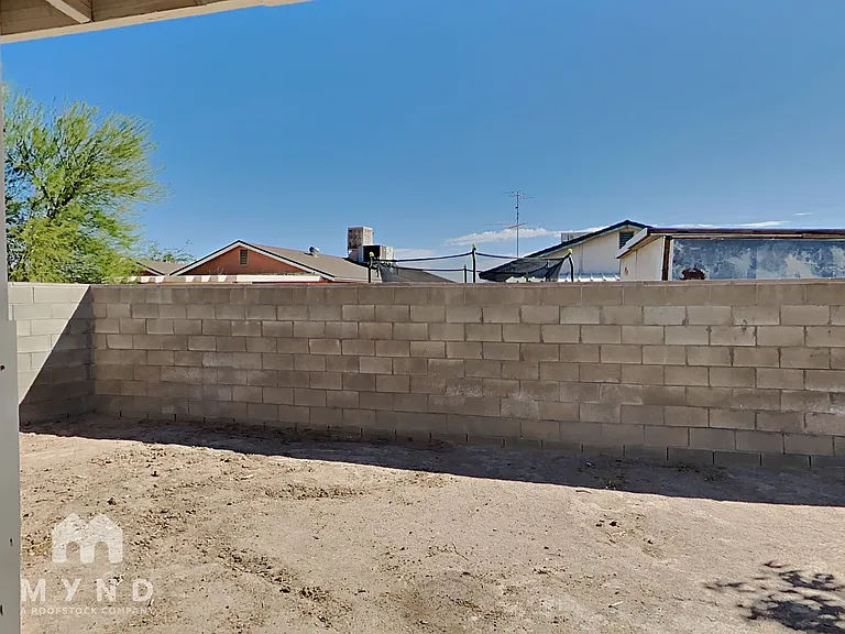 5494 Northridge Ln — Photo 23