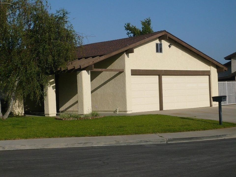 For Sale: 1262 Centennial Ave, Camarillo, CA 93010
