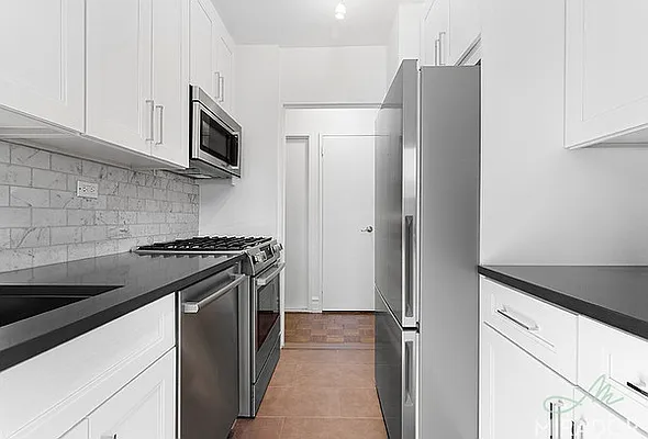 Rented by Mirador Real Estate | media 41