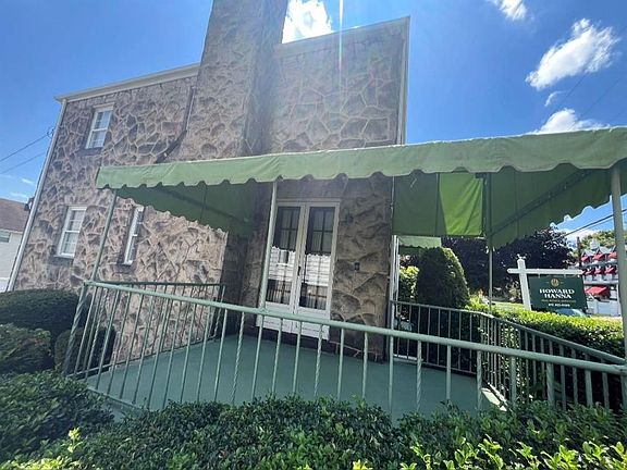 5th image of 608 E 10th Ave