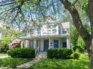 9 Halsted St, Newton, NJ 07860