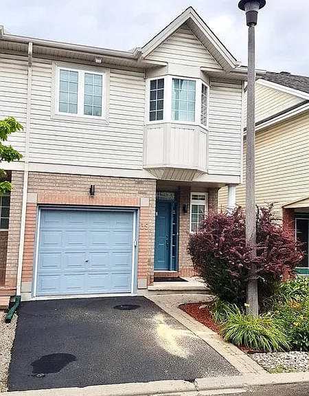 39 Sienna Point — Photo 1