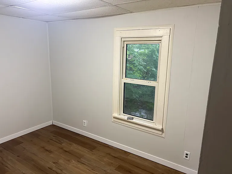 875 Union St — Photo 12