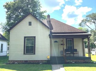 1203 S 6th St, Clinton, IN 47842