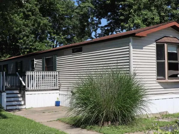 36 Dogwood Dr, Richmond, IN 47374