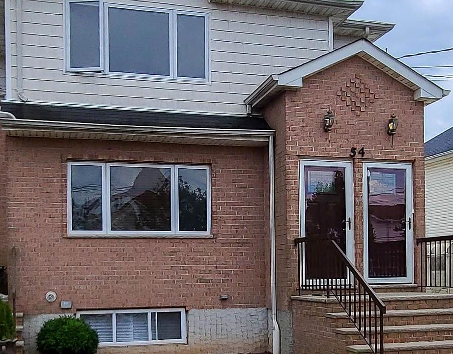 1st image of 54 Poplar Ave #2