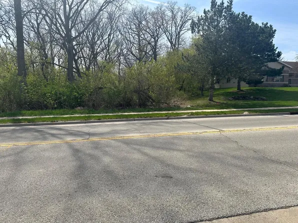 Lt2 South WELLS STREET, Lake Geneva, WI 53147