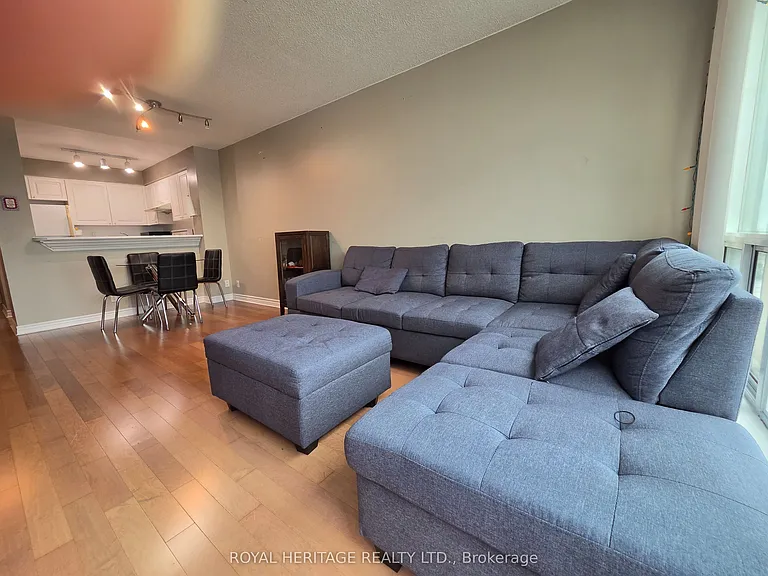 11 Lee Centre Dr #2212 — Photo 13