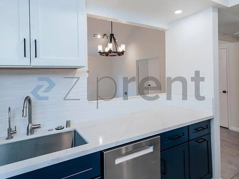 4762 Rio Rita Way — Photo 10